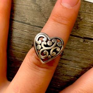 Brighton Retired Contempo Heart Ring -size 8
